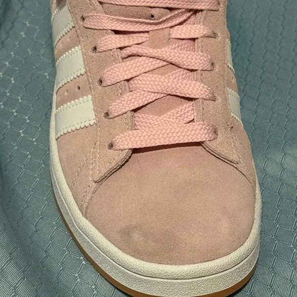19. NWT NO BOX adidas Pink Suede Low-Top Sneakers with White Stripes - Picture 2 of 2